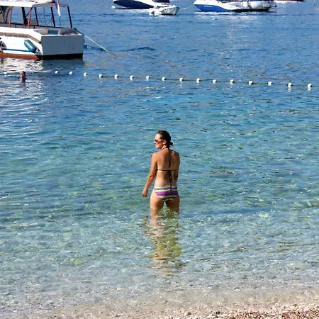 Studio Hvar 15039a